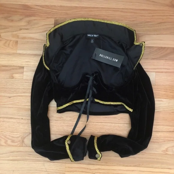 NWT DOLLS KILL Dolls Kill Pirate Maiden Costume - Ren-Faire Crop Top Mini Skirt - Picture 9 of 15